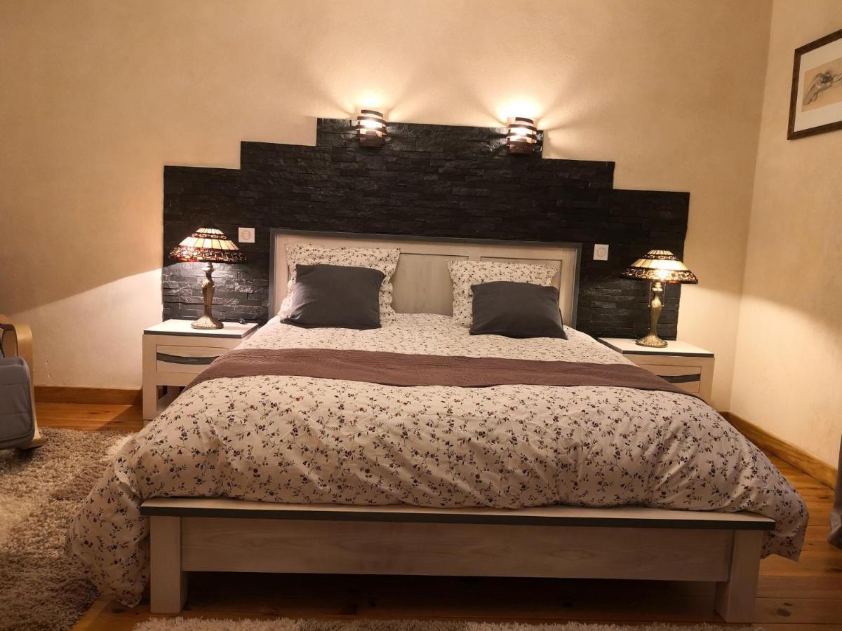 Les Chambres D'Hotes De La Frissonnette Auzelles Zewnętrze zdjęcie